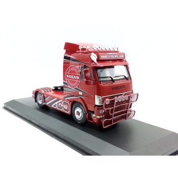 Volvo FH12 Sweden 1995 red - skala 1:43 - Hachette
